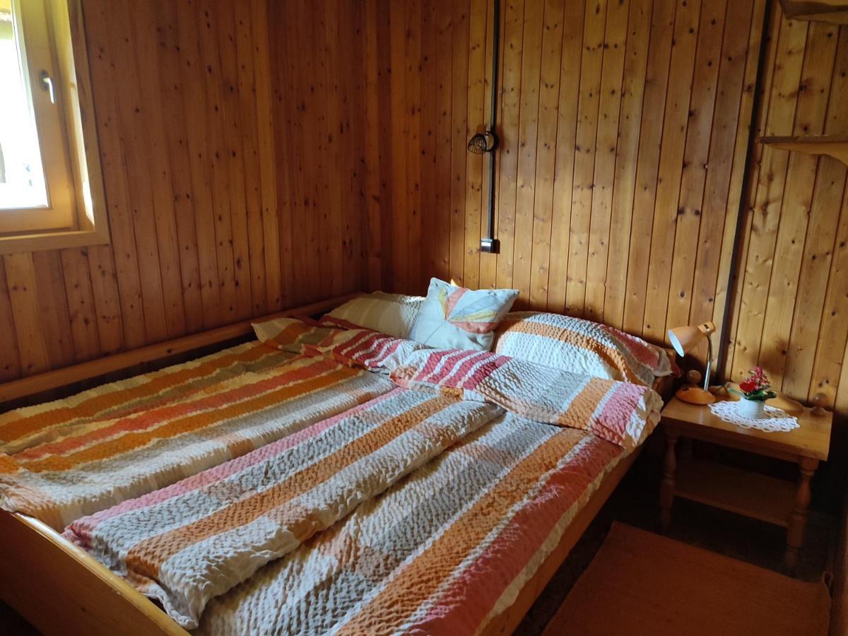 Beehive Cabin On A Farm Radovljica Exteriör bild